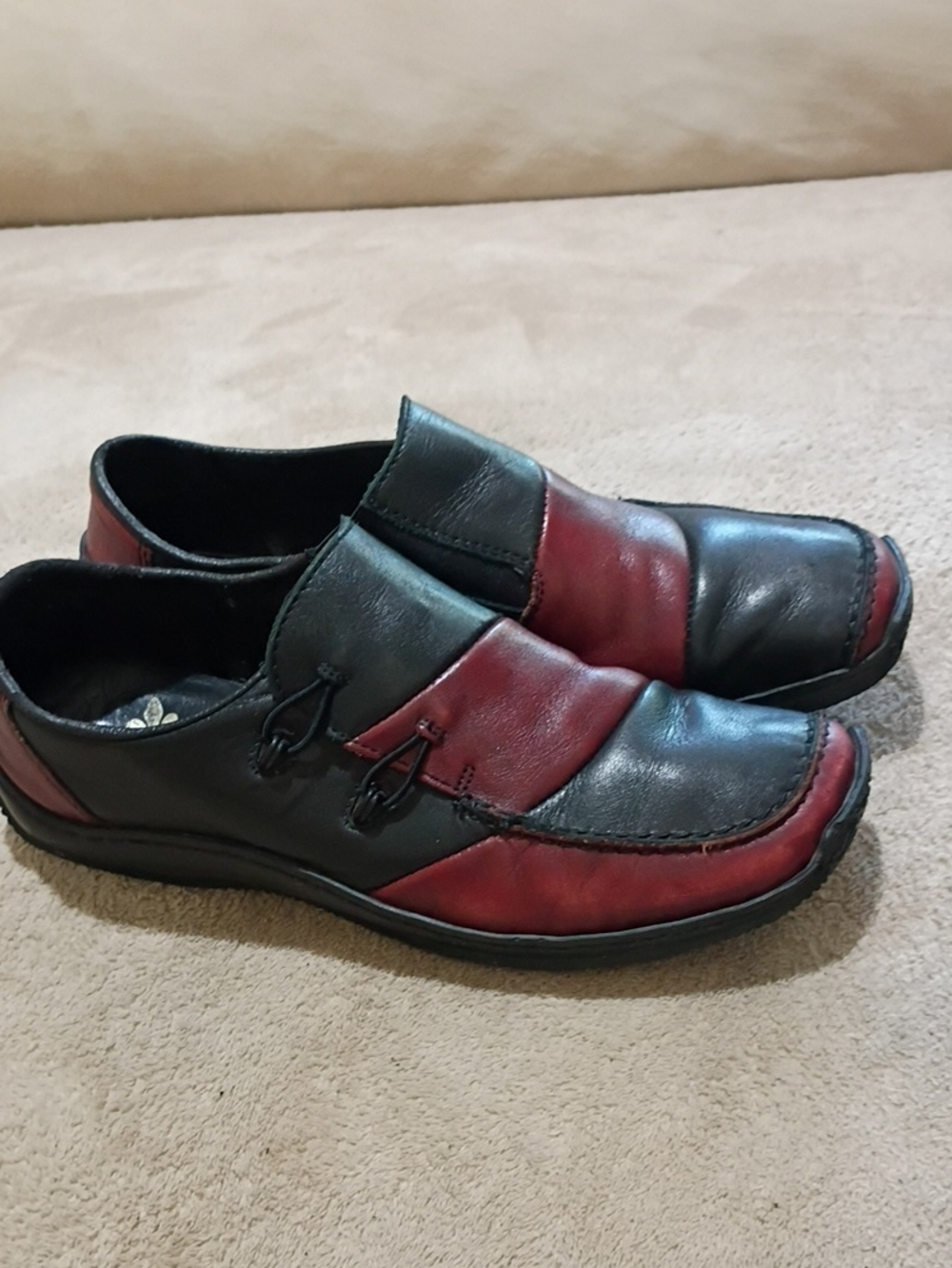 Rieker Two-Tone Black and Burgundy Slip-On Loafers